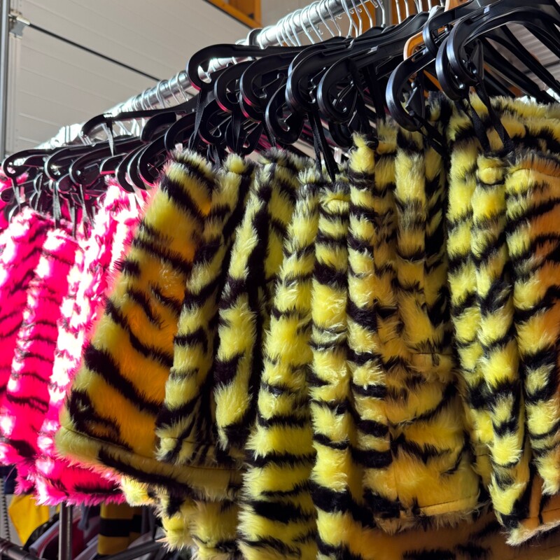 Kind carnaval feest pluche rokjes – foto 2 – kavel bij Onlineveilingmeester, Drachten