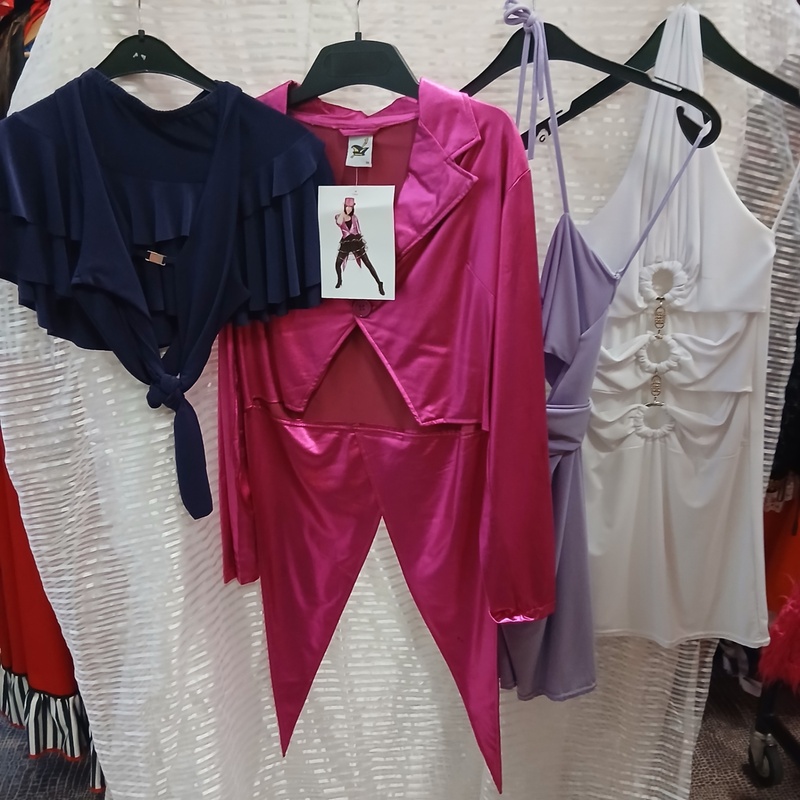Ca. 67x Carnaval feestkleding – foto 6 – kavel bij Onlineveilingmeester, Drachten