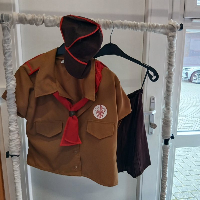 Ca. 85x Partij scoutingpakjes en safarithema – foto 4 – kavel bij Onlineveilingmeester, Drachten