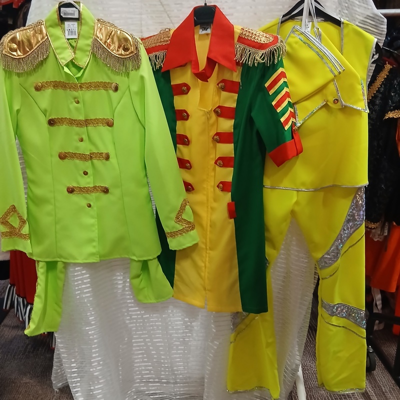 Ca. 92x Carnaval en feestkleding neon – foto 4 – kavel bij Onlineveilingmeester, Drachten