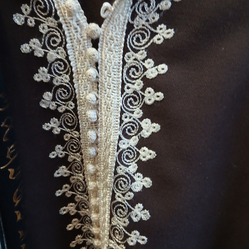 Ca. 45x Oosterse outfits – foto 9 – kavel bij Onlineveilingmeester, Drachten