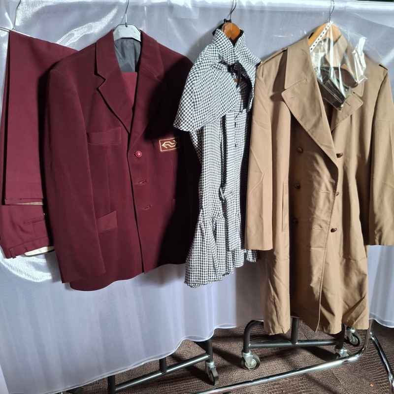 Ca. 30x Uniform NS – foto 2 – kavel bij Onlineveilingmeester, Drachten