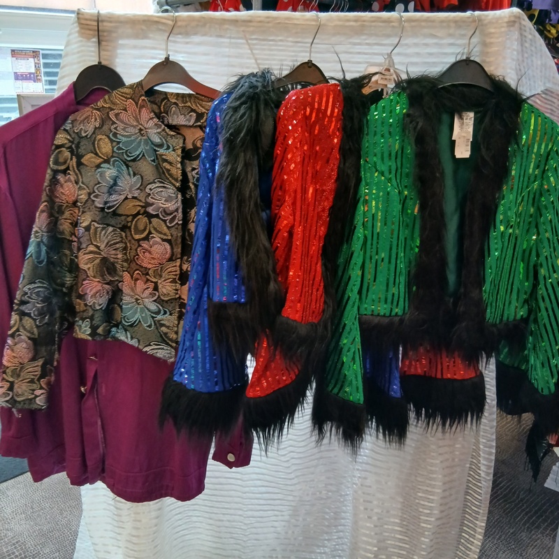 Ca. 73x Feestkleding glitter en glammer – foto 4 – kavel bij Onlineveilingmeester, Drachten