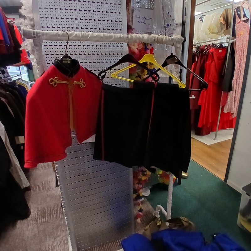 Ca. 77x Fanfare broeken – foto 6 – kavel bij Onlineveilingmeester, Drachten