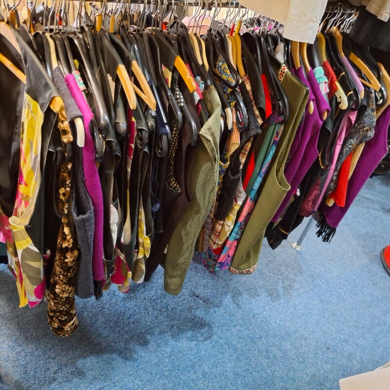Ca. 78x Gilets