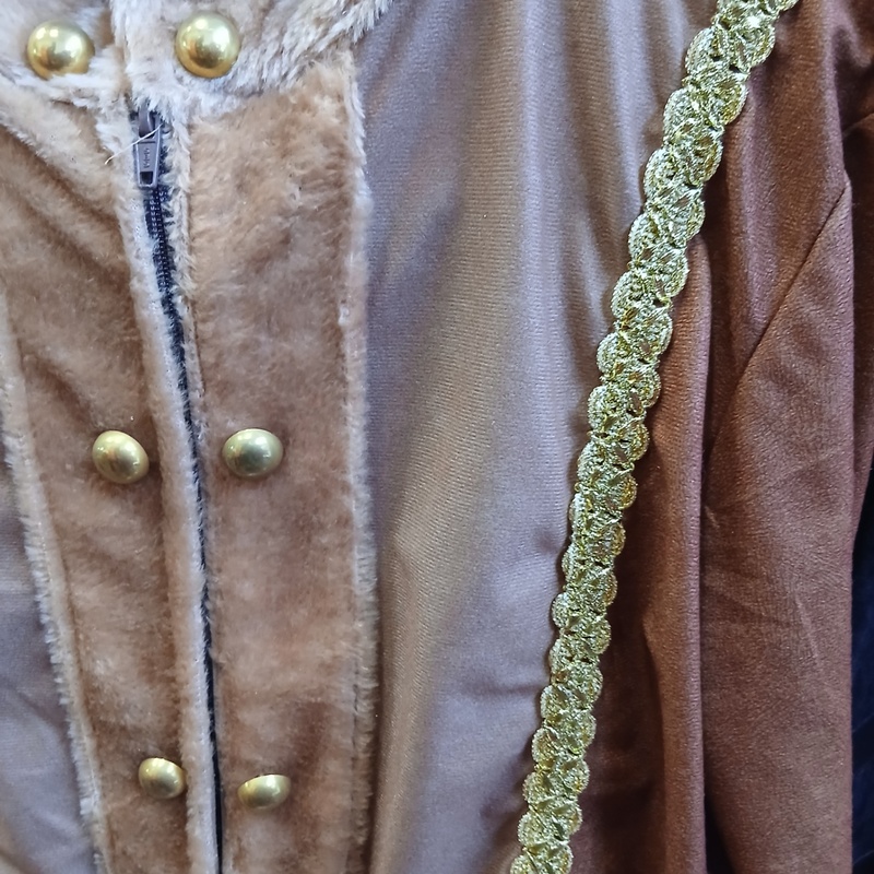 Ca. 66x Russische tsaar outfits – foto 8 – kavel bij Onlineveilingmeester, Drachten