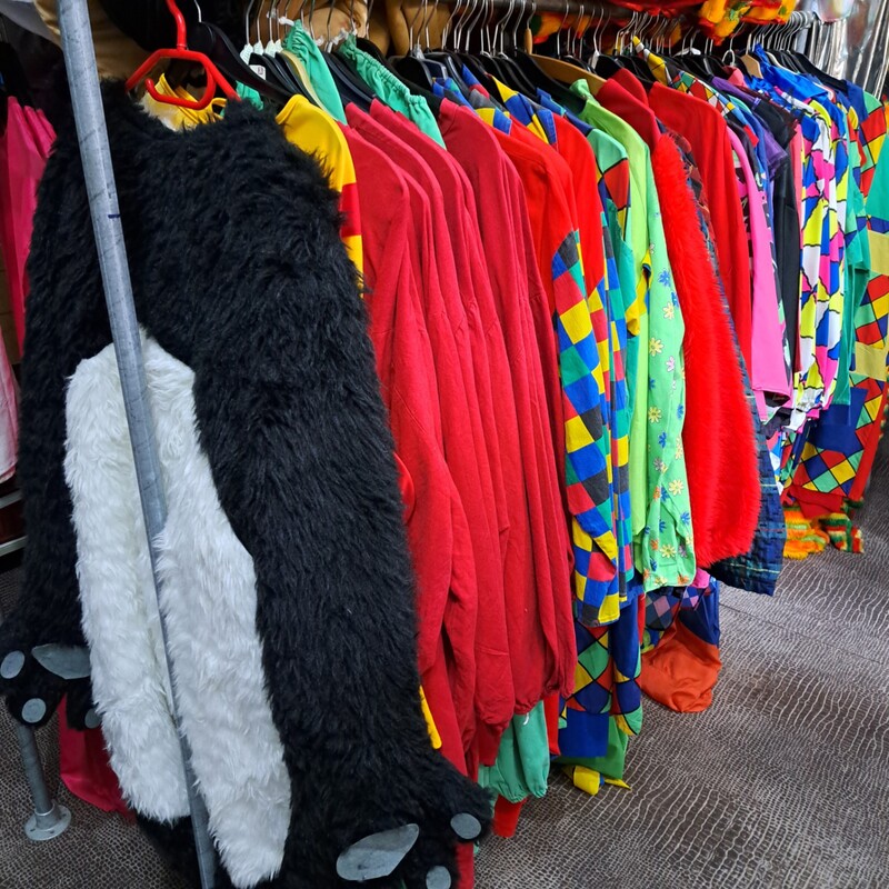 Ca. 79x Clown/ kabouter – kavel bij Onlineveilingmeester, Drachten