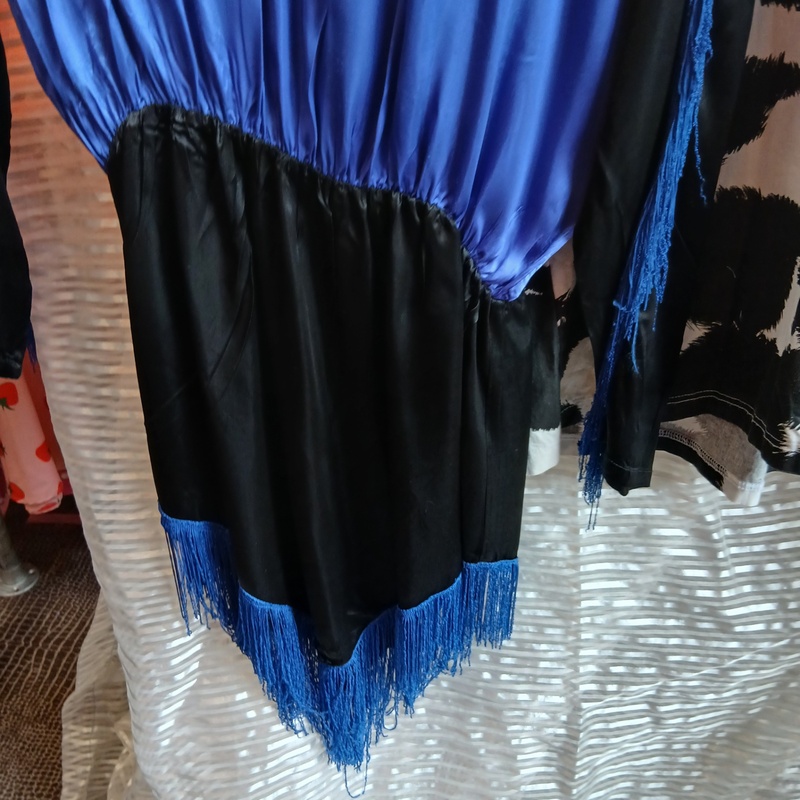 Ca. 48x Cowboy en indianen feestkleding – foto 5 – kavel bij Onlineveilingmeester, Drachten