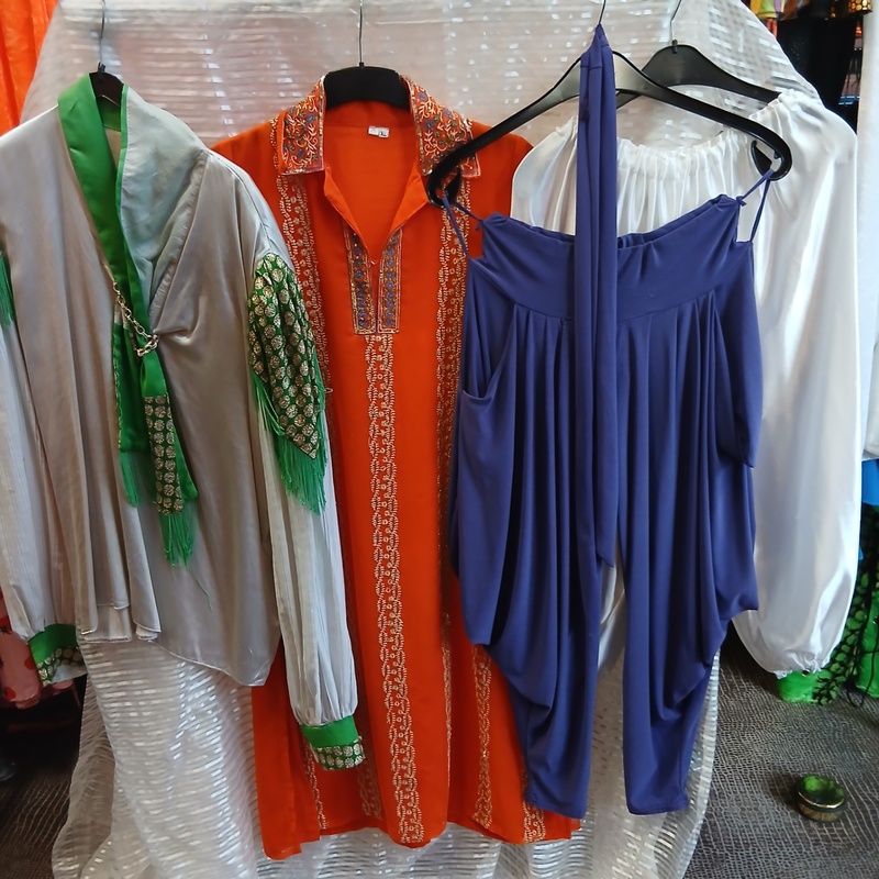 Ca. 59x Egyptisch, Grieks en Romeinse outfits – foto 4 – kavel bij Onlineveilingmeester, Drachten