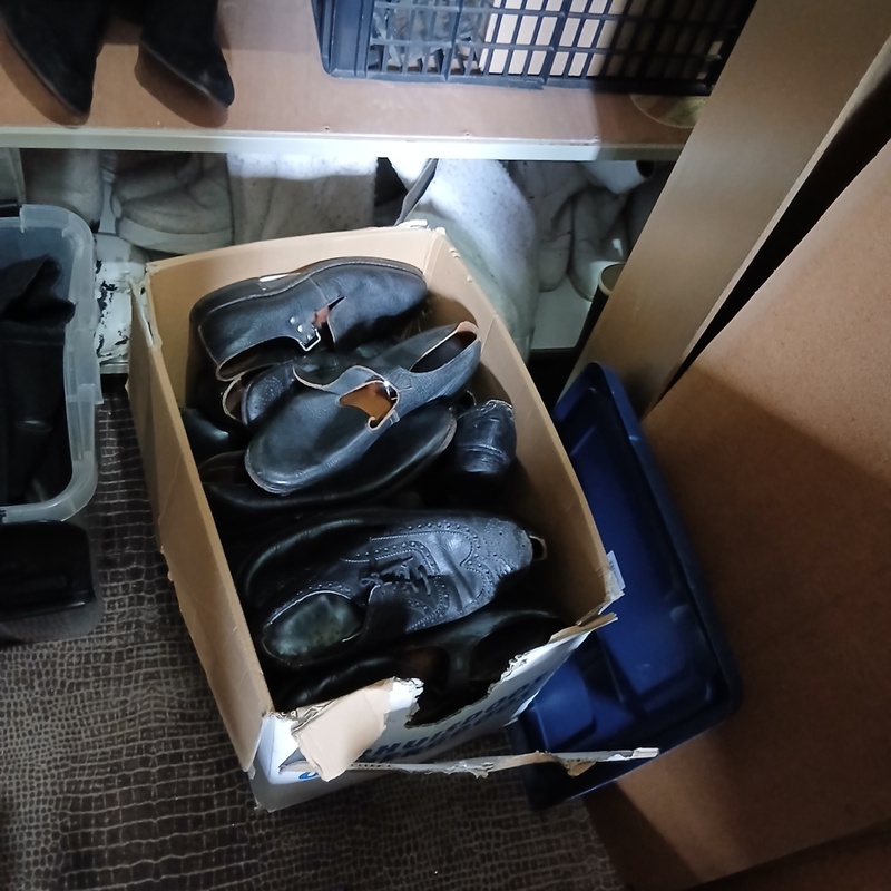 Laarzen, klompen, schoenen