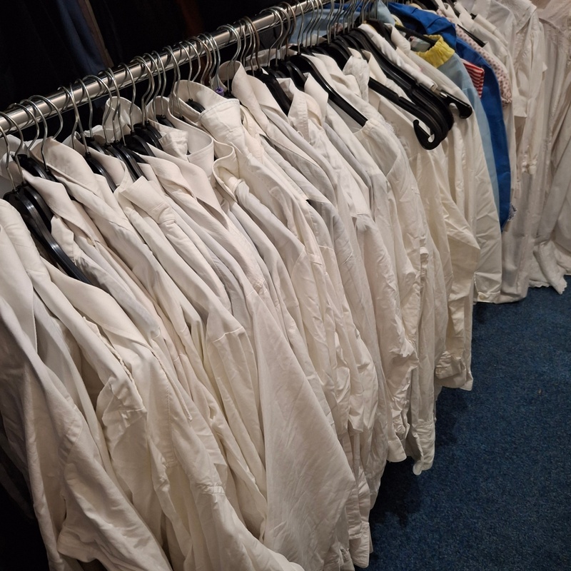 Ca. 86x Witte blouses