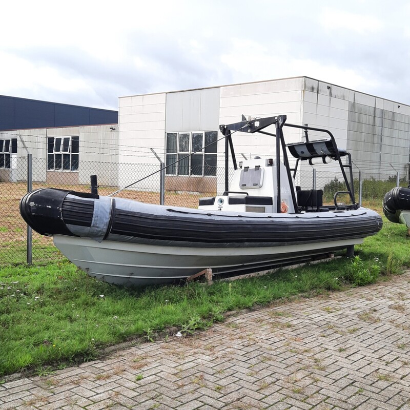 Rib rubberboot met jet aandrijving, RHIB 700