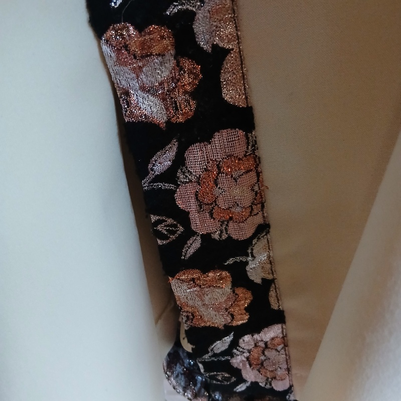 Ca. 45x Oosterse outfits – foto 7 – kavel bij Onlineveilingmeester, Drachten