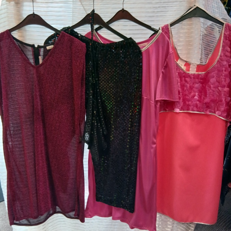 Ca. 159x Feestkleding glitter en glans – foto 7 – kavel bij Onlineveilingmeester, Drachten