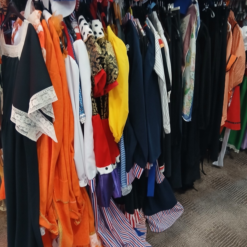 Ca. 60x Verkleedkleding Holland