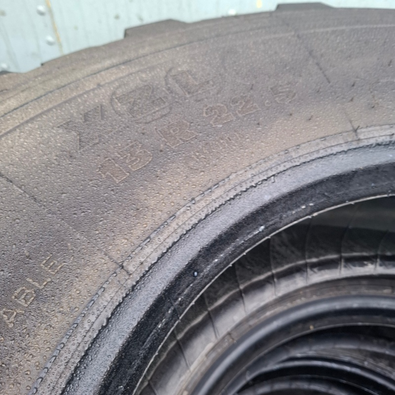 4x Vrachtwagenband, Michelin, XZL – foto 3 – kavel bij Domeinen Roerende Zaken, Groningen