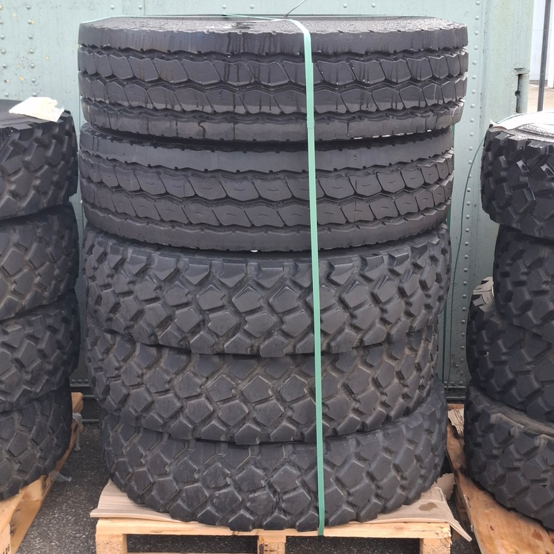 5x Vrachtwagenband, Michelin, o.a. X works – kavel bij Domeinen Roerende Zaken, Groningen