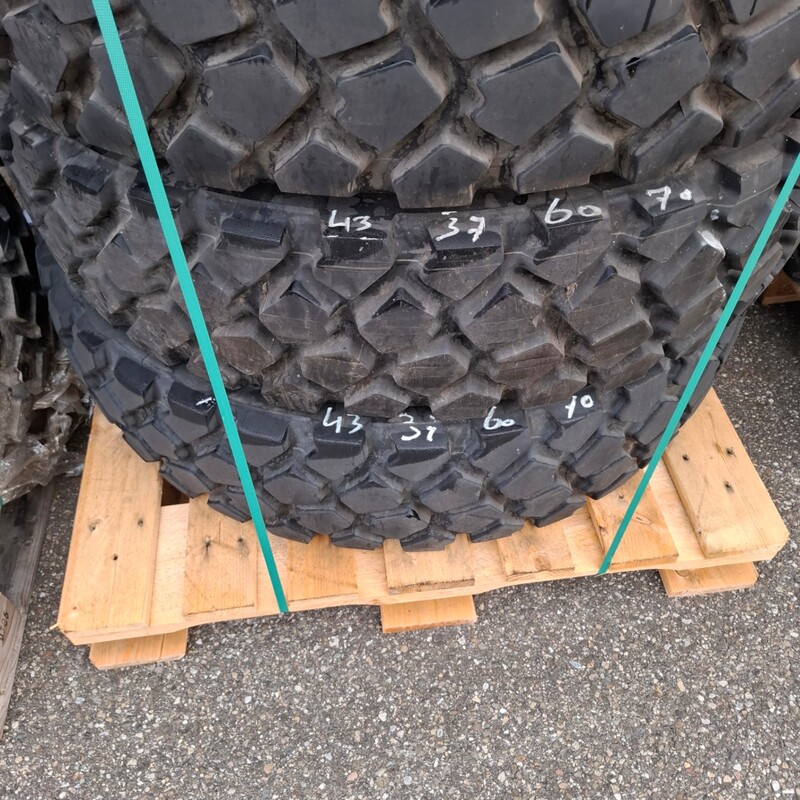 4x Vrachtwagenband, Michelin, XZL – foto 6 – kavel bij Domeinen Roerende Zaken, Groningen