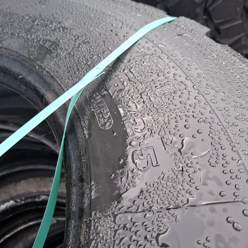 4x vrachtwagenband, O.a. Michelin, o.a. XZL – foto 4 – kavel bij Domeinen Roerende Zaken, Groningen