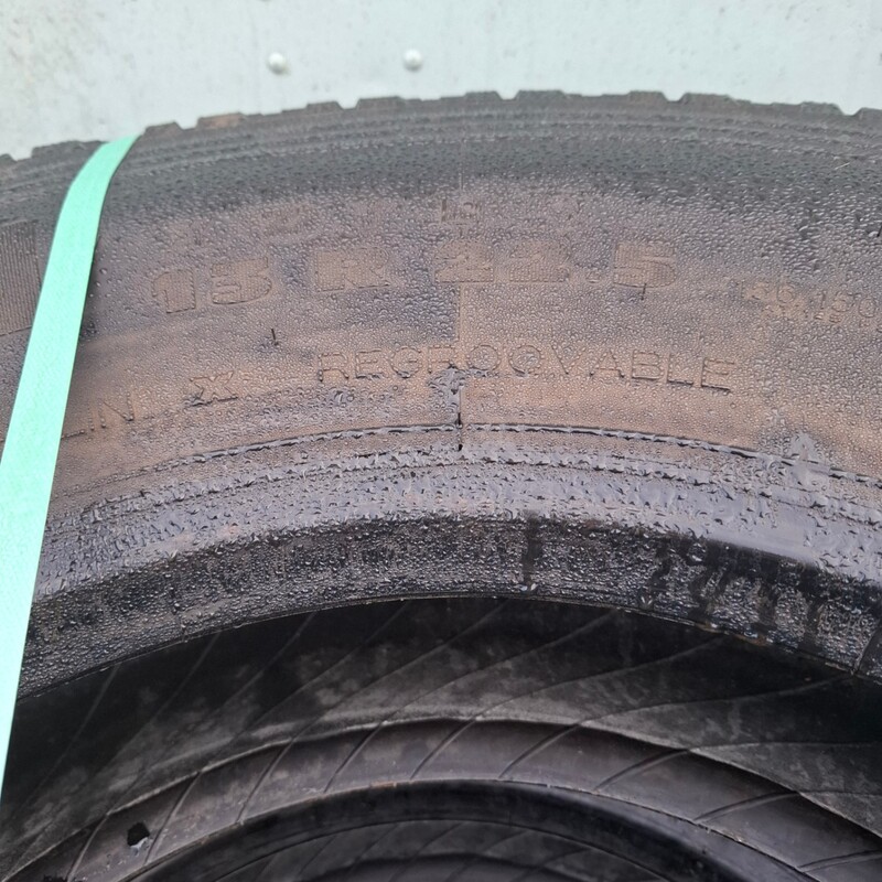 5x Vrachtwagenband, Michelin, o.a. X works – foto 3 – kavel bij Domeinen Roerende Zaken, Groningen
