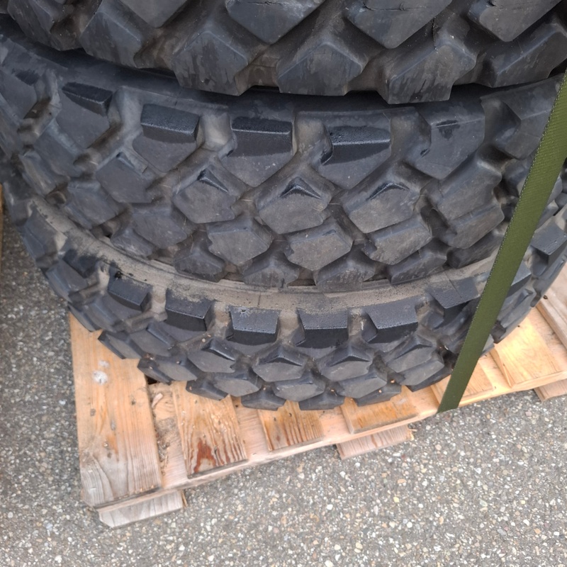 4x Vrachtwagenband, Michelin, XZL – foto 6 – kavel bij Domeinen Roerende Zaken, Groningen