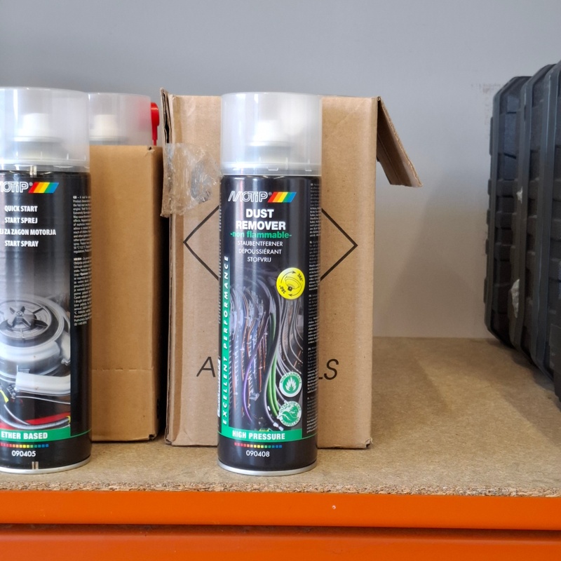 Ca. 36x Spuitbus, Motip, O.a. Insect cleaner, quick start en dust remover – foto 2 – kavel bij Onlineveilingmeester, Raalte
