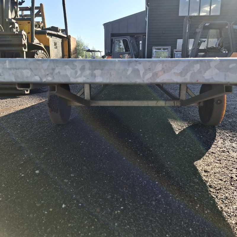 Intern transportmiddel op massieve banden – foto 4 – kavel bij Onlineveilingmeester, Schaijk