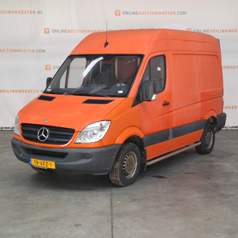 Bedrijfsauto, Mercedes-Benz, Sprinter 2.2 CDI 325 HD met laadklep, 2007