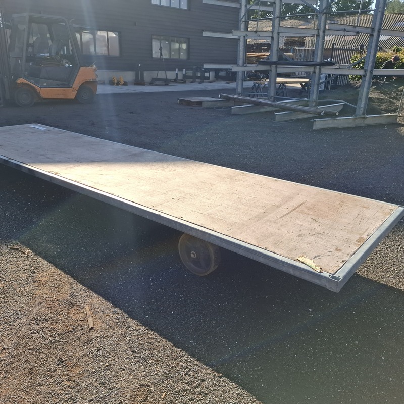 Intern transportmiddel op massieve banden – foto 5 – kavel bij Onlineveilingmeester, Schaijk