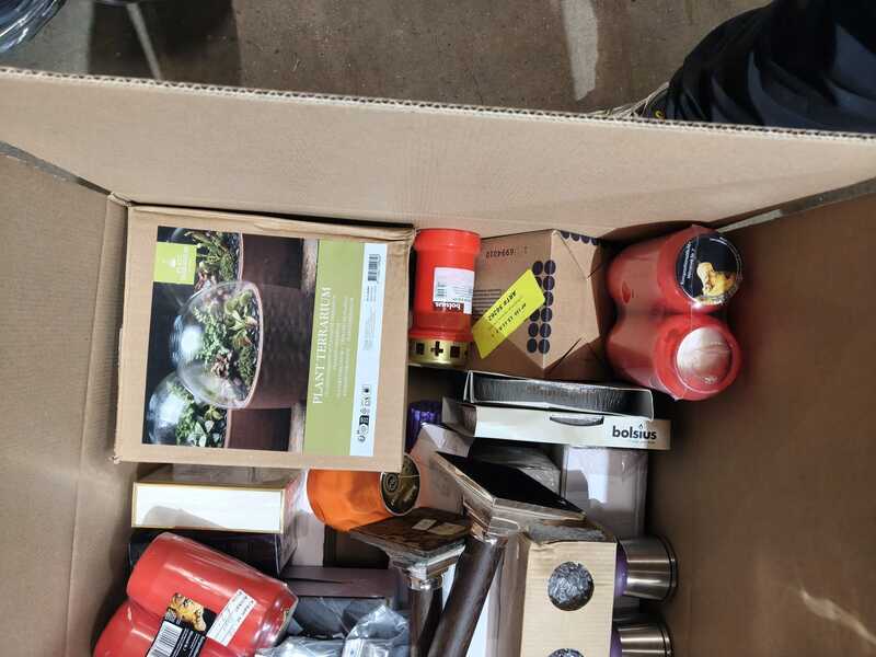 Doos vol met diverse producten – foto 2 – kavel bij Onlineveilingmeester, Zutphen