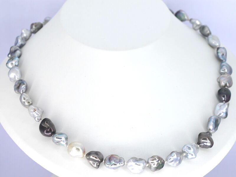 Schoeffel - Barok parel ketting met witgouden sluiting