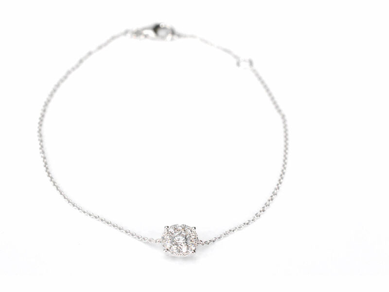 Witgouden armband met een diamanten bedel