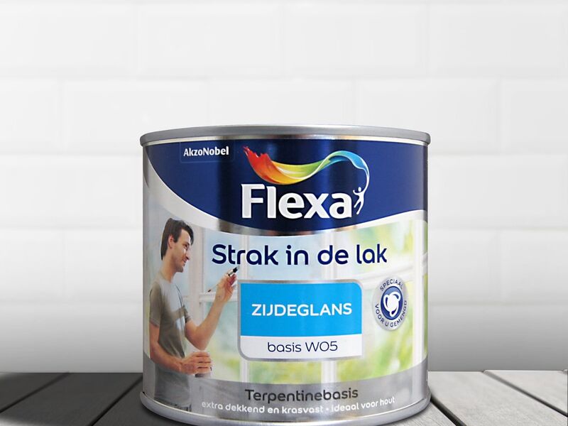 3x Zijdeglans lak Flexa, strak in de lak, basis w05