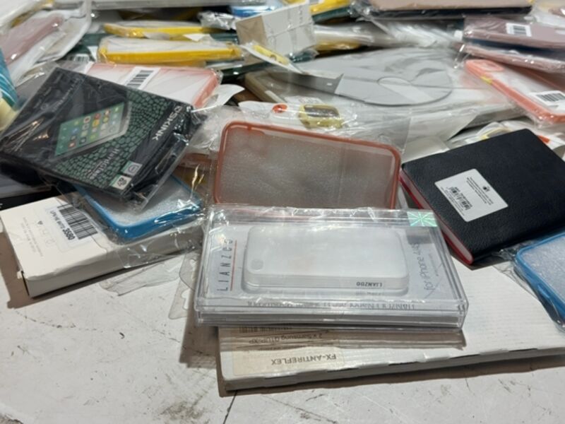 Partij telefoon en tablet hoesjes en accessoires – foto 5 – kavel bij Onlineveilingmeester