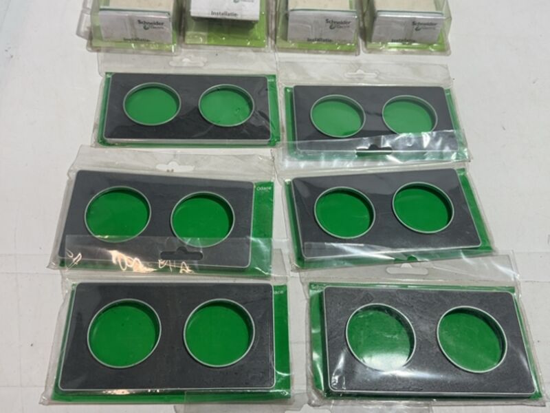 Partij odace en artec afdekramen, Schneider Electric – foto 3 – kavel bij Onlineveilingmeester
