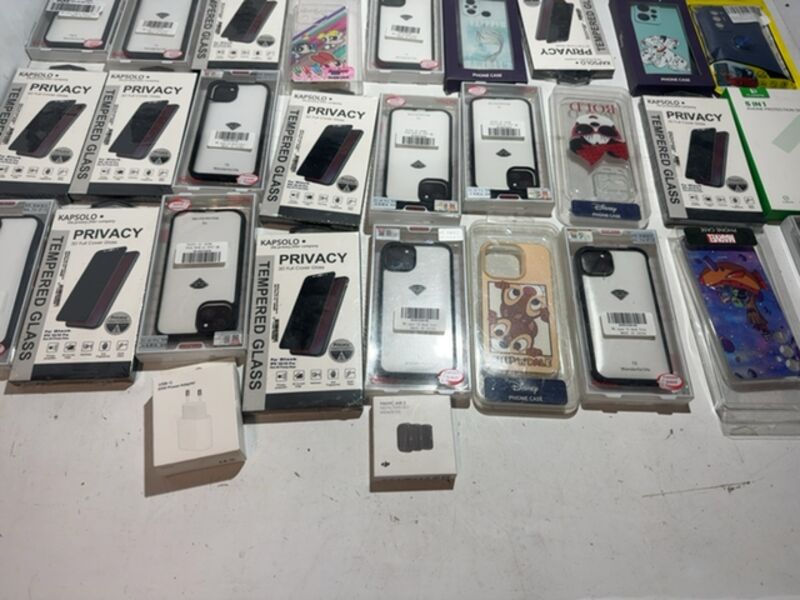 Partij telefoonhoesjes, diverse merken en types 32 stuks – foto 5 – kavel bij Onlineveilingmeester