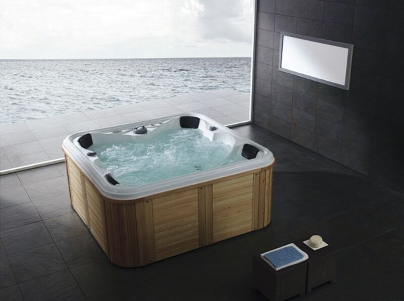 Outdoor Spa, Vonato, Tovario, Wit bad / Naturel houten kleur zijkant