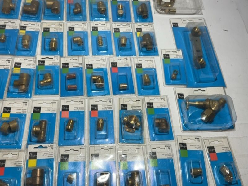 Partij Plieger artikelen, ca. 68 stuks – foto 4 – kavel bij Onlineveilingmeester