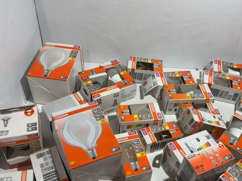 Partij osram lampen – foto 2 – kavel bij Onlineveilingmeester
