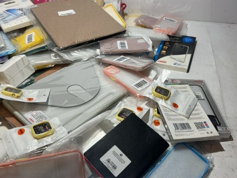 Partij telefoon en tablet hoesjes en accessoires – foto 4 – kavel bij Onlineveilingmeester