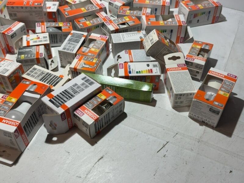 Partij osram lampen – foto 4 – kavel bij Onlineveilingmeester