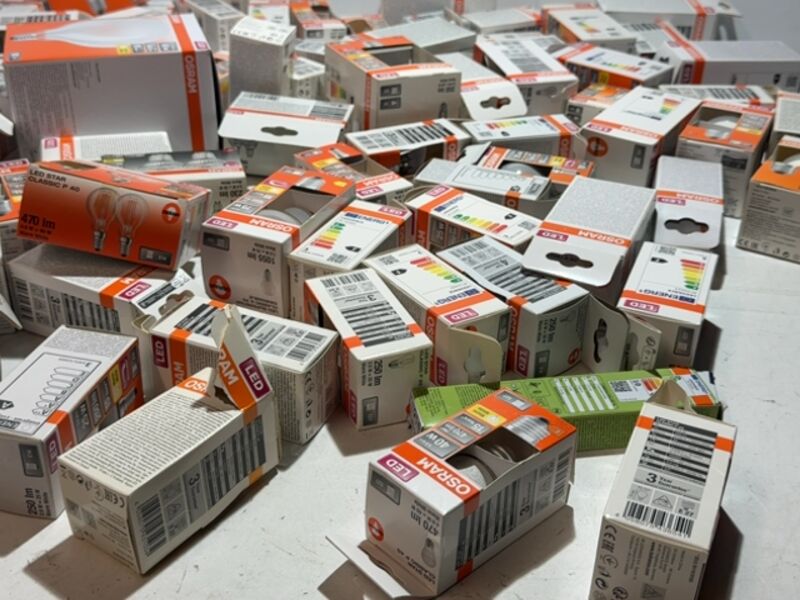 Partij osram lampen – foto 9 – kavel bij Onlineveilingmeester