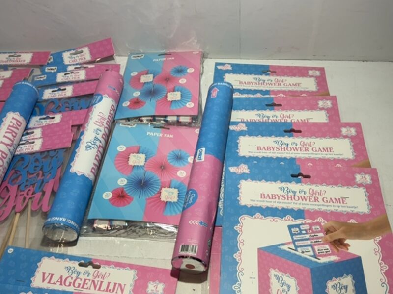 Ca. 32x Gender reveal versiering – foto 3 – kavel bij Onlineveilingmeester
