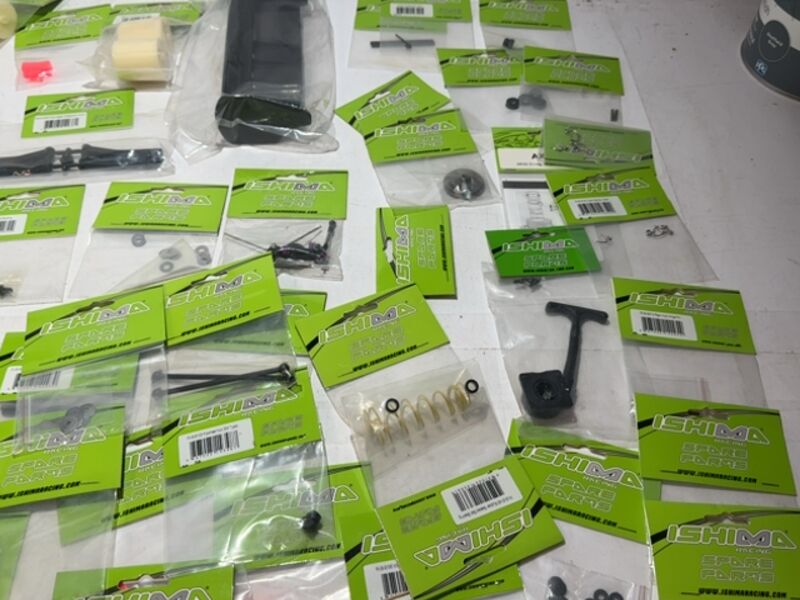 Partij Ishima RC onderdelen, 67 stuks – foto 4 – kavel bij Onlineveilingmeester