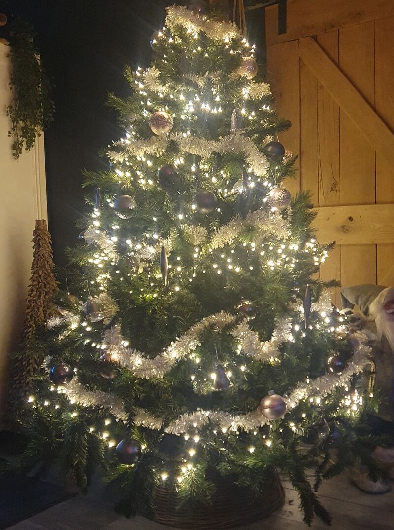 Ca. 605x Decoratie en kerst artikelen – foto 6 – kavel bij Onlineveilingmeester, Heerenveen