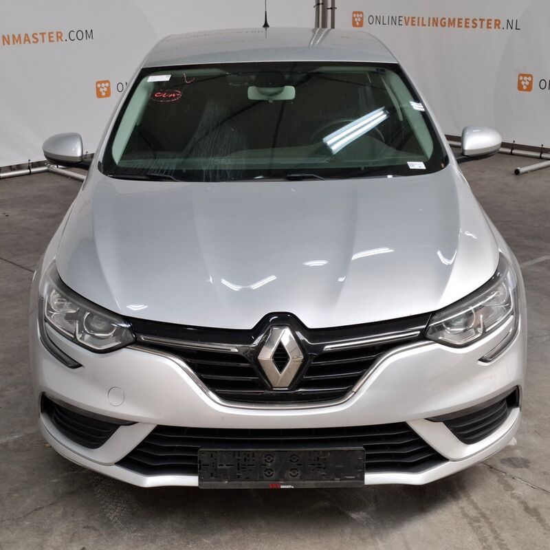 Personenauto, Renault, Megane, 2019 – foto 2 – kavel bij Domeinen Roerende Zaken, Soesterberg