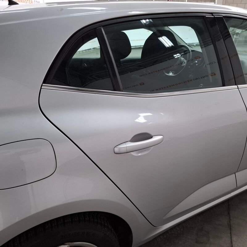 Personenauto, Renault, Megane, 2019 – foto 7 – kavel bij Domeinen Roerende Zaken, Soesterberg