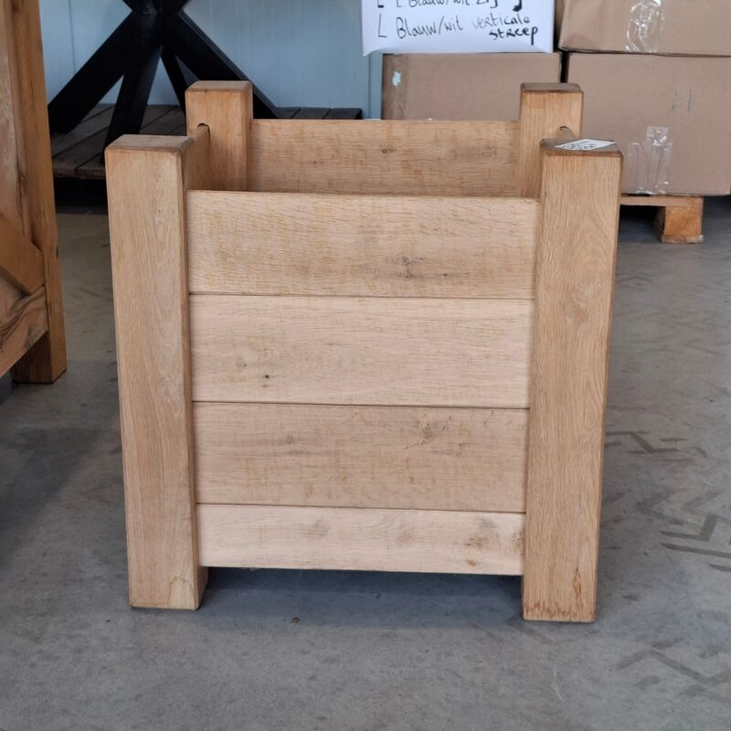 2x Bloembak, Massief eiken | 58x58x58 cm – foto 2 – kavel bij Onlineveilingmeester, Raalte