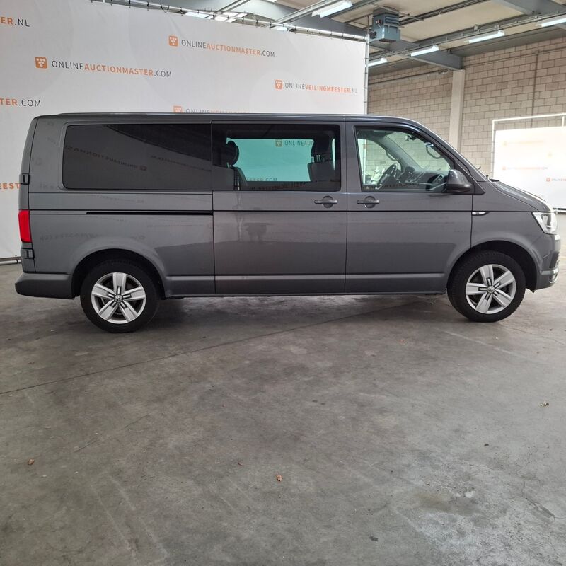 Bedrijfsauto, Volkswagen, Transporter, 2017 – foto 4 – kavel bij Domeinen Roerende Zaken, Soesterberg
