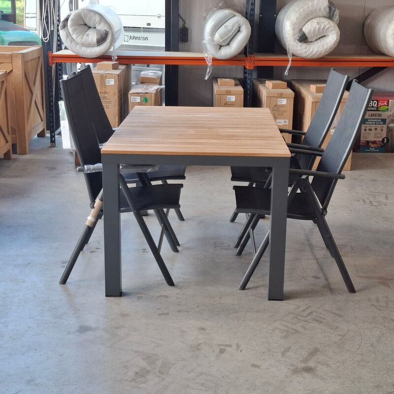 Tuintafel met 4x stoel, O.a. Central Park – foto 2 – kavel bij Onlineveilingmeester, Raalte